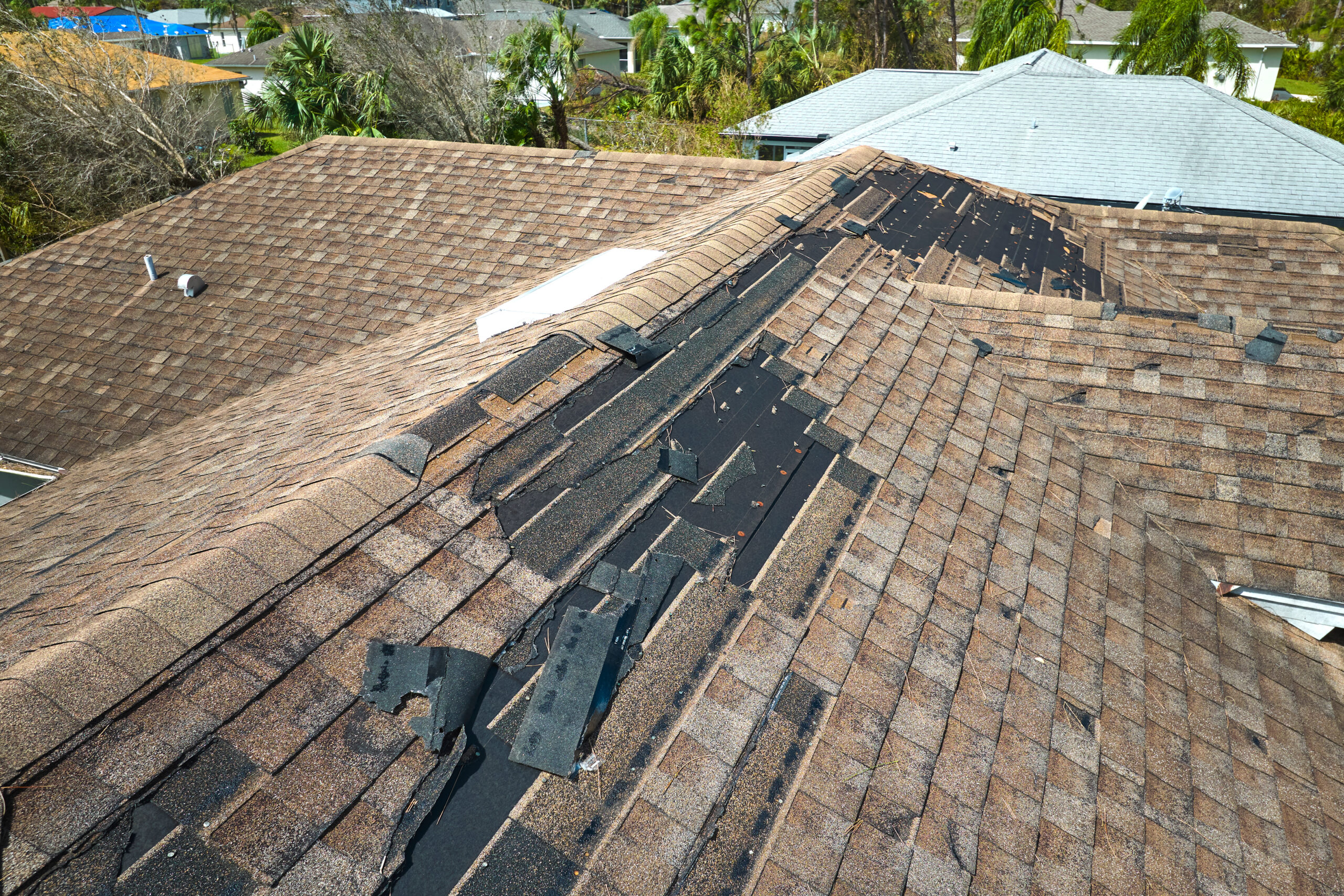 Metal Vs Shingle Roofs Which Stand Up Better Against Hurricanes